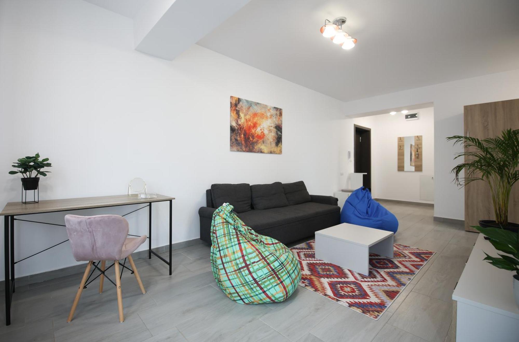 Vitan Central Oasis ---Free Secured Private Parking---Self Check-In-- Бухарест Экстерьер фото